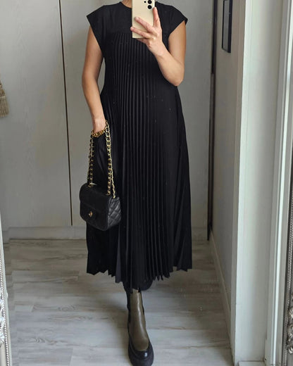 Women’s Short Sleeve Pleated Maxi Dress