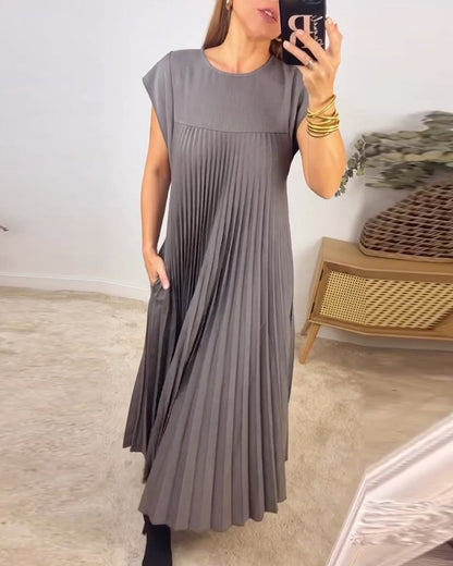 Women’s Short Sleeve Pleated Maxi Dress