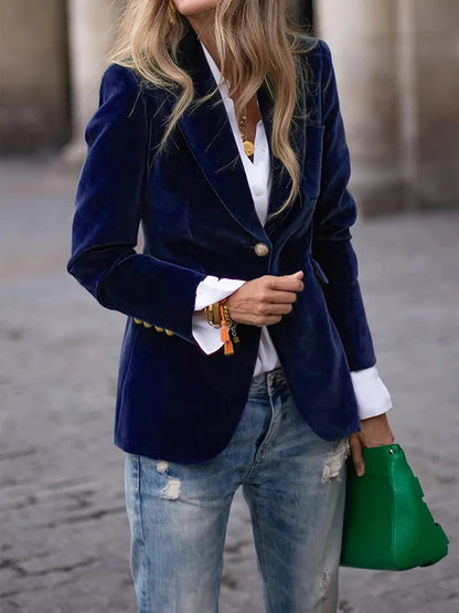 Savannah – Elegant Velvet Blazer