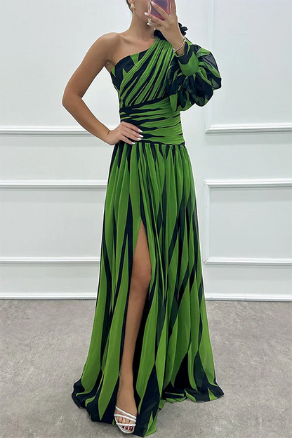 Stella | Elegant Striped One-Shoulder Maxi Dress