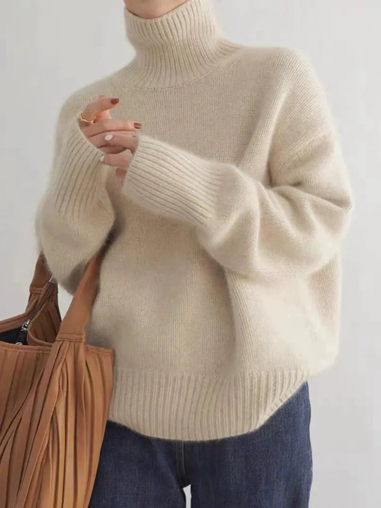 Risa - Chic Warm Turtleneck