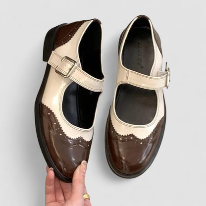 CAITLYN – CLASSIC MARY JANE FLATS