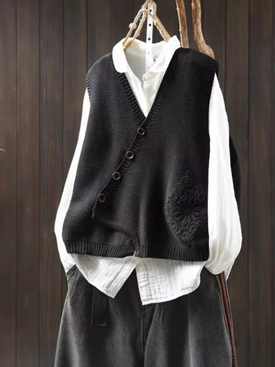 SUSAN – ASYMMETRICAL BUTTON KNIT VEST